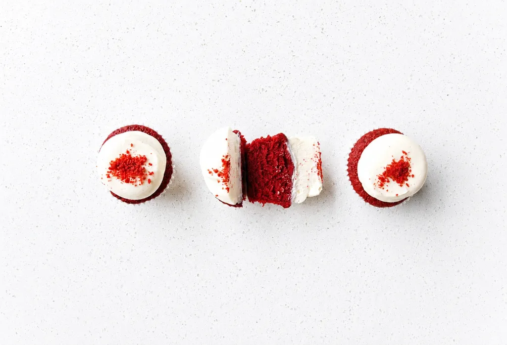 cupcake red 2.webp