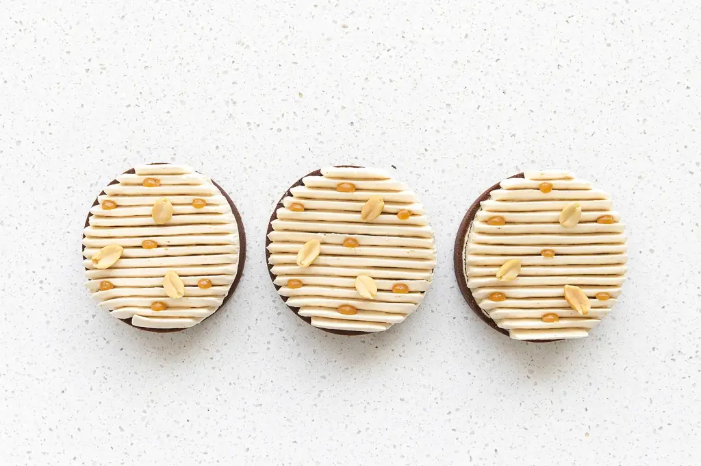 [TASN] Tartelette Snickers